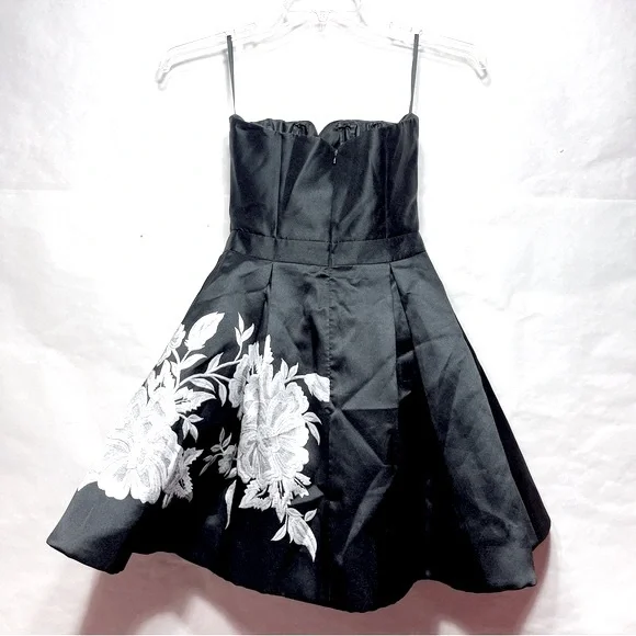 Jovani Black & White Floral Short Strapless Cocktail Dress 🤍⚜️🔲